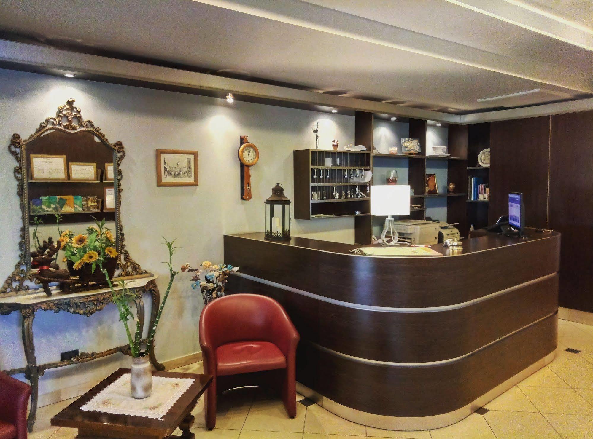 Hotel Blue Ribbon 3*